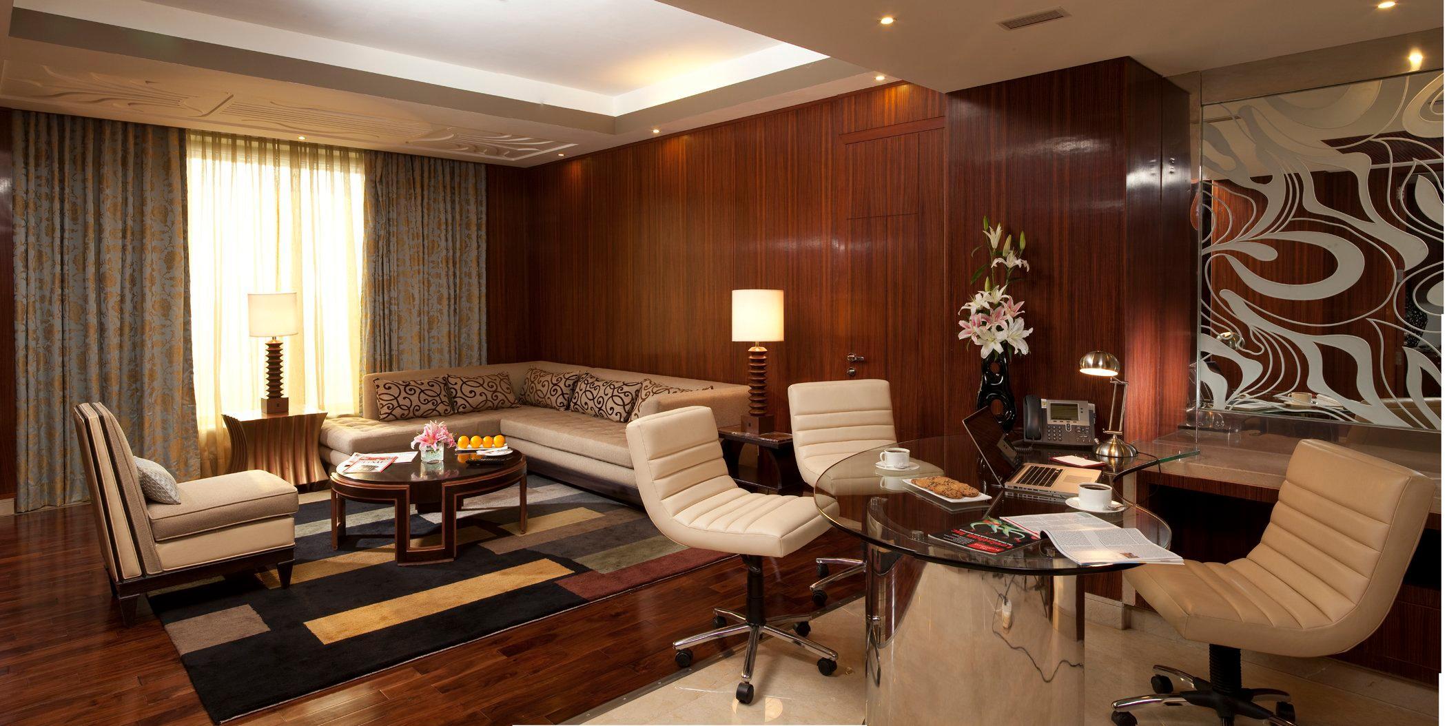 Crowne Plaza New Delhi Okhla, an IHG Hotel Zewnętrze zdjęcie A suite at the Taj Mahal Palace, Mumbai