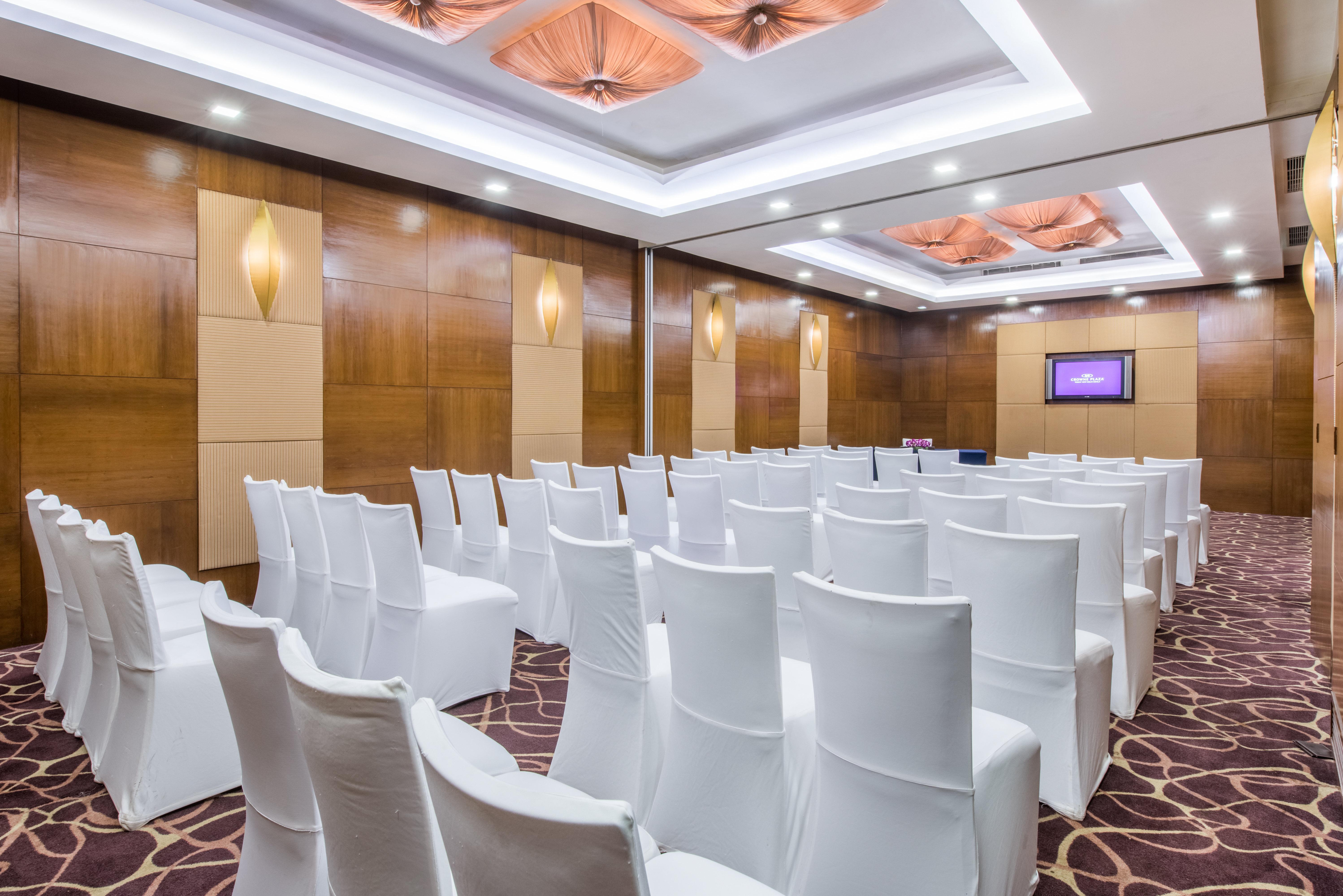 Crowne Plaza New Delhi Okhla, an IHG Hotel Zewnętrze zdjęcie Meeting room