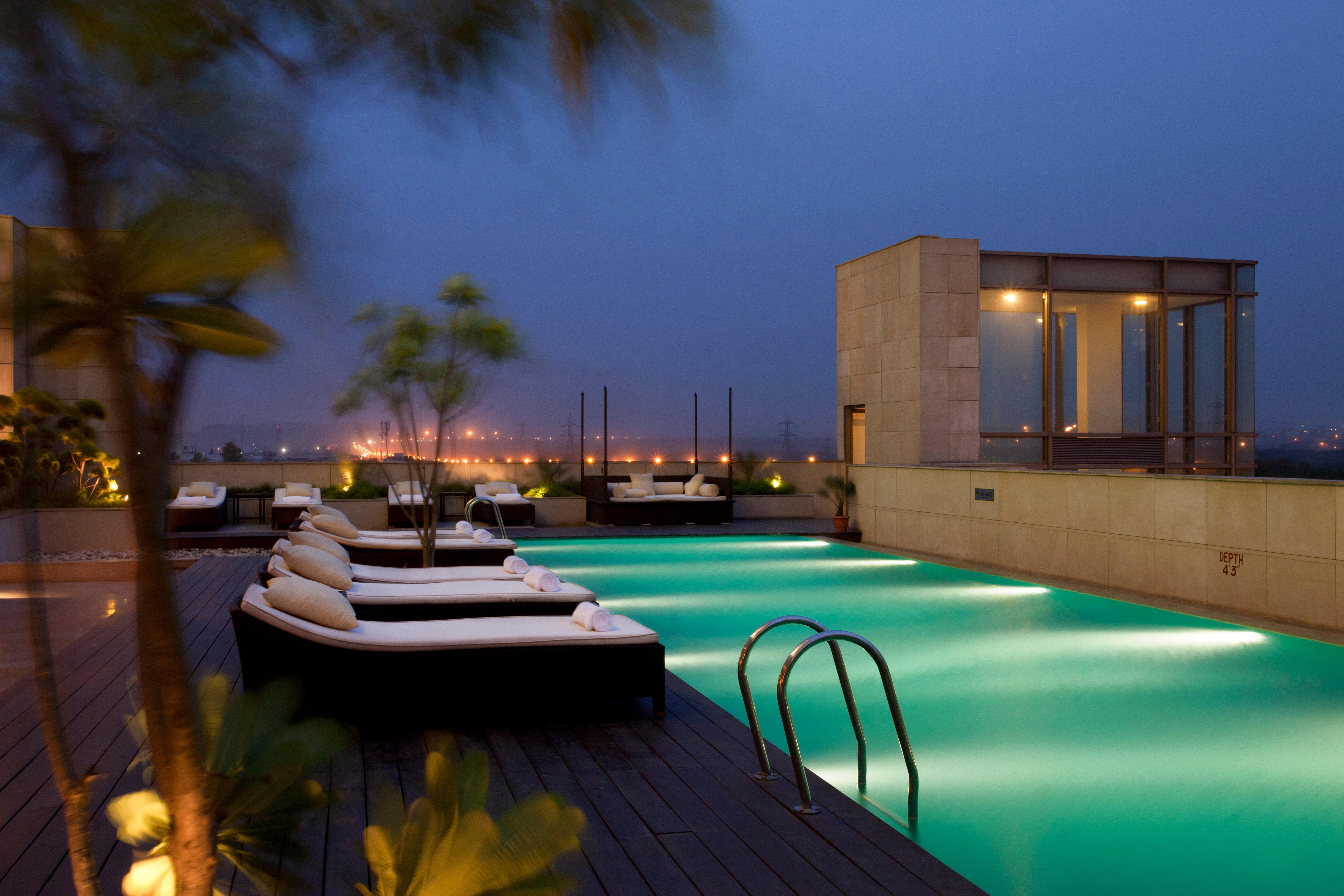 Crowne Plaza New Delhi Okhla, an IHG Hotel Zewnętrze zdjęcie The Park, New Delhi